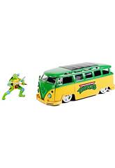 Les Tortues Ninja 1962 Volkswagen Bus 1:24 avec Figurine Leonardo Simba 253285000