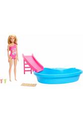 Barbie avec piscine par Mattel HRJ74