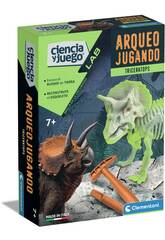 Ciencia y Juego Arqueojugando Triceratops Fosforescente Clementoni 55538