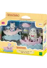 Sylvanian Families Figurine Puffy avec bateau et visage avec dauphin