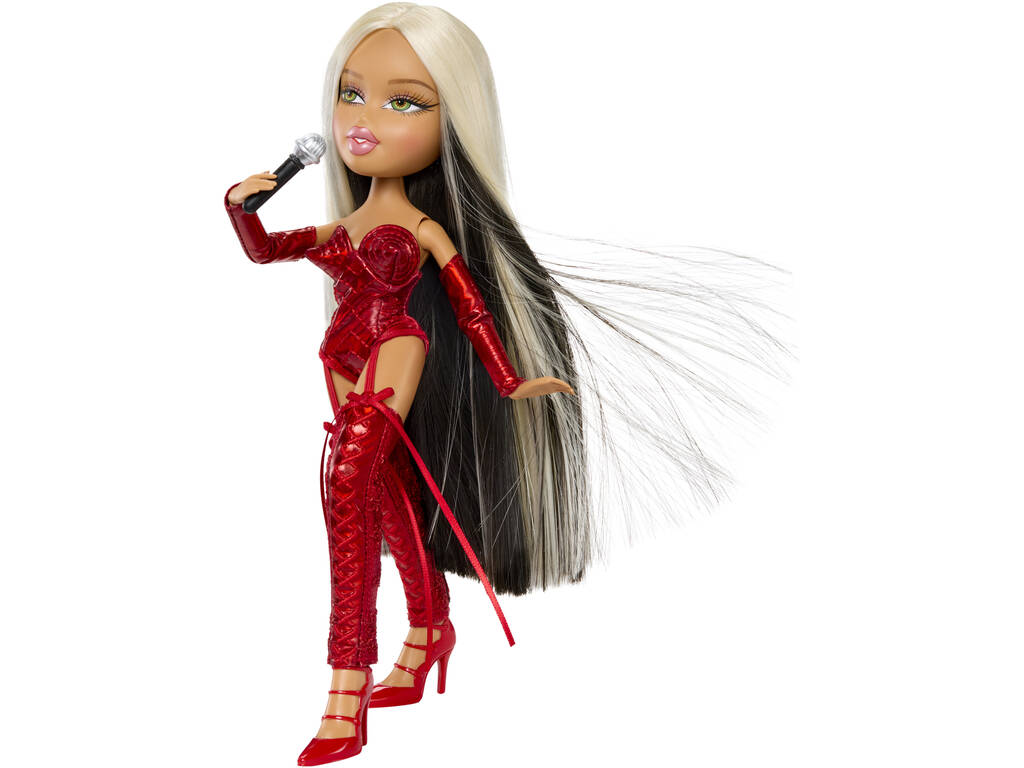 Poupée Bratz Lola Indigo 2 looks