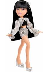 imagen Bratz Charmz Muñeca Jade con Cadena y Charm